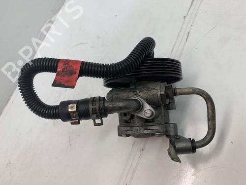 Used Steering pump FORD FIESTA V (JH_, JD_) 1.4 TDCi (68 hp) 13923292