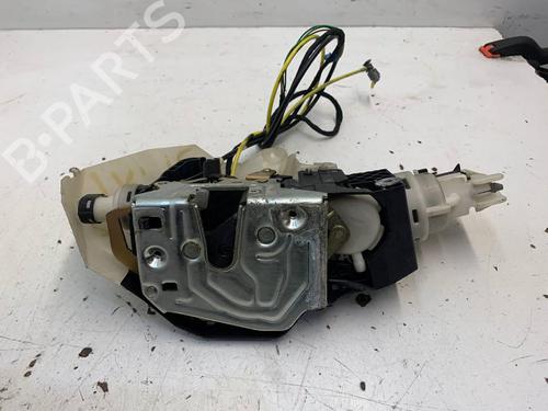 Rear left lock MERCEDES-BENZ S-CLASS (W220) S 320 (220.065, 220.165) | BP23260404C100 