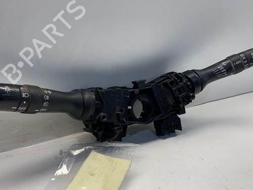 Used Switch TOYOTA RAV 4 III (_A3_) 2.2 D 4WD (ALA30_, ALA30R) (136 hp) 13365492