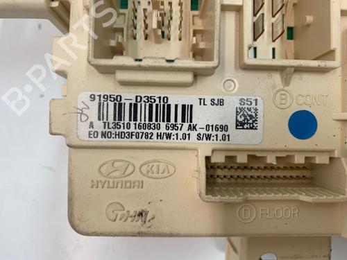 Fuse box HYUNDAI TUCSON (TL, TLE) 1.6 GDi | BP15988377E1 