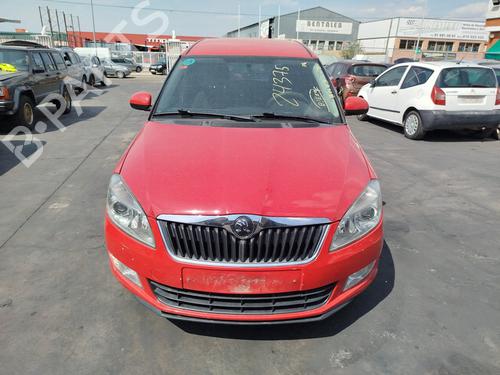 Used Parts SKODA ROOMSTER (5J7) 1.2 TSI (105 hp) 2390095