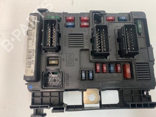 Used Fuse box CITROËN C5 I (DC_) 2.0 HDi (DCRHZB, DCRHZE) (109 hp) 15615569