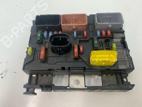 Fuse box PEUGEOT 307 Break (3E) 1.6 HDi 110 | BP16167586E1 