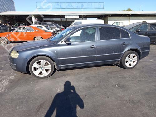 Right headlight SKODA SUPERB I (3U4) 2.0 TDI | BP29626567C29 