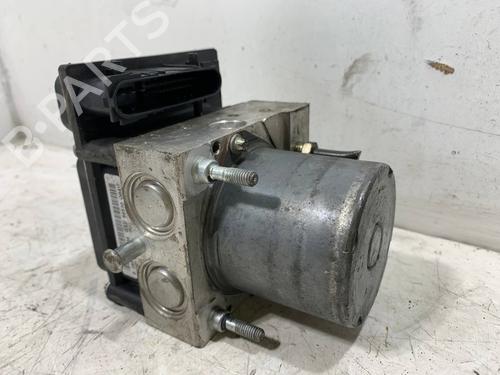 Used ABS pump NISSAN NOTE (E11, NE11) 1.4 (88 hp) 30304758
