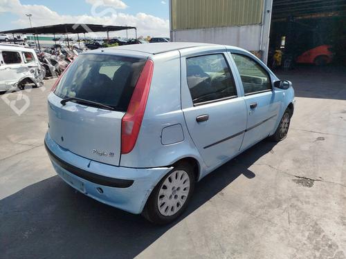 Fuse box FIAT PUNTO (188_) 1.9 JTD 80 (188.237, .257, .337, .357) | BP19877825E1 