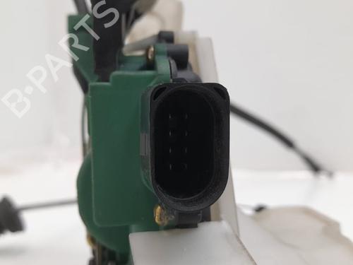 Front left lock SKODA SUPERB I (3U4) 2.5 TDI | BP12434273C98 