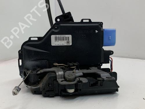 Højre fortil lås VW GOLF PLUS V (5M1, 521) [2004-2013]  13421046