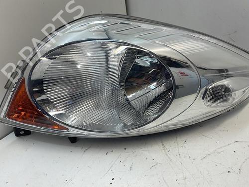 Used Right headlight NISSAN NOTE (E11, NE11) 1.4 (88 hp) 30304760