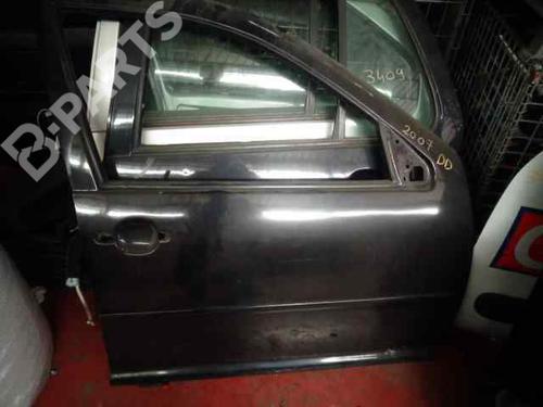 Used Right front door VW GOLF IV (1J1) 1.4 16V (75 hp) 10997237
