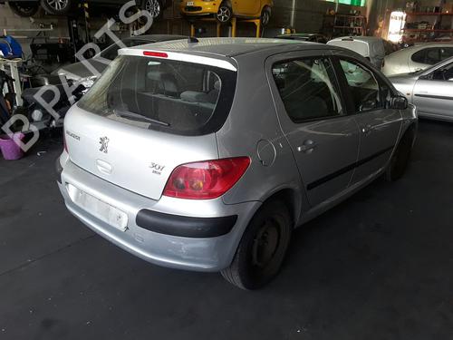 Fuse box PEUGEOT 307 (3A/C) 2.0 HDi 90 | BP15734354E1 