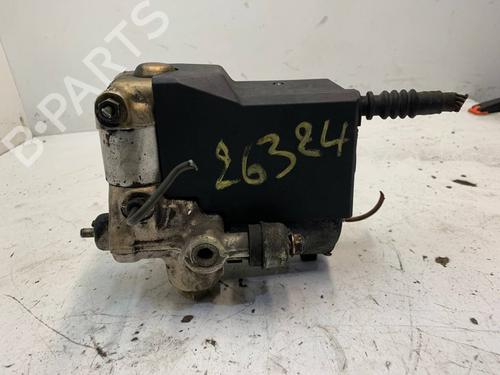 Used ABS pump BMW 5 (E34) 520 i 24V (150 hp) 23032653