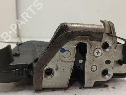 Used Front right lock TOYOTA AURIS (_E15_) [2006-2012]  26942255