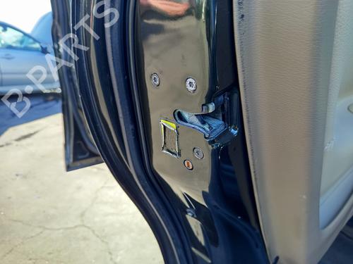 Used Rear left lock VOLVO XC70 I Cross Country (295) D5 AWD (185 hp) 31670254