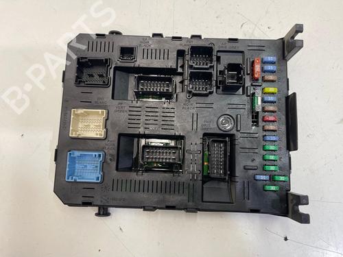 Used Fuse box PEUGEOT 307 Break (3E) 1.6 HDi 110 (109 hp) 19807262