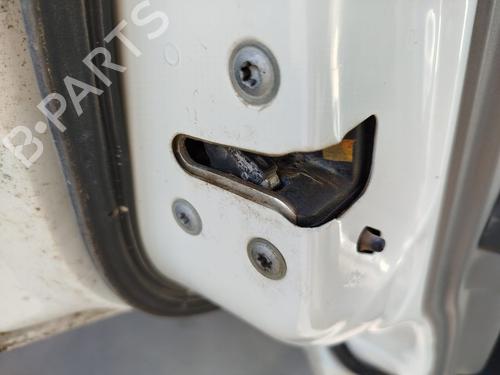 Used Rear left lock NISSAN X-TRAIL I (T30) [2001-2013]  28598643