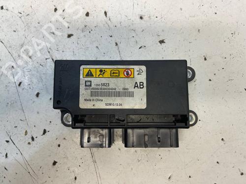Used ECU airbags CHEVROLET CRUZE (J300) 2.0 CDI (150 hp) 30590454