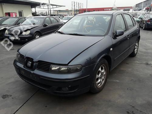Left headlight SEAT LEON (1M1) 1.9 TDI | BP17027624C28 