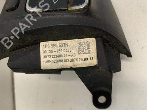 Steering wheel controls SEAT LEON (1P1) 1.9 TDI | BP24546877E15 