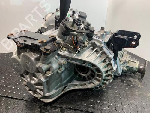Used Gearbox HYUNDAI TUCSON (JM) 2.0 CRDi (113 hp) 11008670