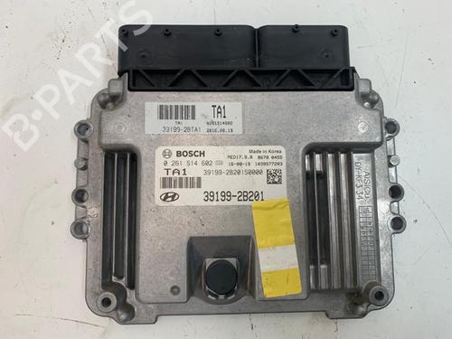 Used Engine control unit (ECU) HYUNDAI TUCSON (TL, TLE) 1.6 GDi (132 hp) 15969230