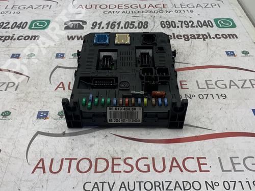 Used Fuse box Fuse box CITROËN C4 Coupe (LA_) 1.6 HDi (90 hp) 11008903 11008903