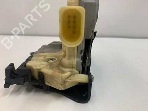Rear right lock VW PASSAT B6 (3C2) 2.0 TDI | BP16334552C99 