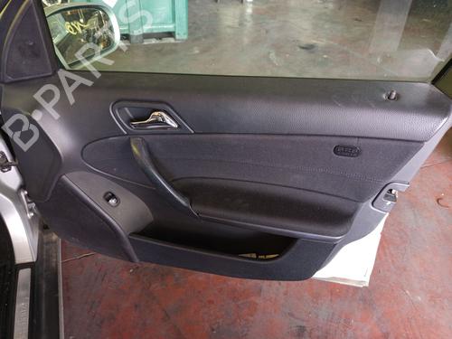 front-right-window-mechanism-mercedes-benz-c-class-w203-2000-2001-2002-2003-2004-2005-2006-2007-31805535 main image