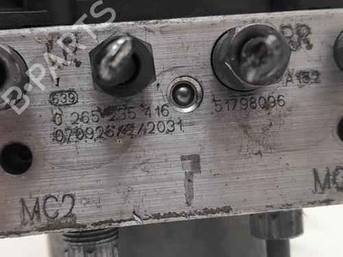 Used ABS pump FIAT BRAVO II (198_) 1.9 D Multijet (198AXB1A) (120 hp) 13384655