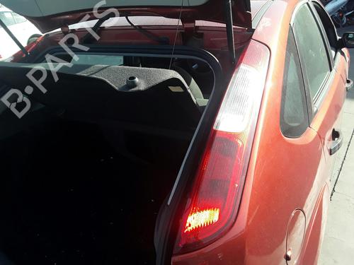 Used Right taillight FORD FOCUS II (DA_, HCP, DP) [2004-2013]  11571452