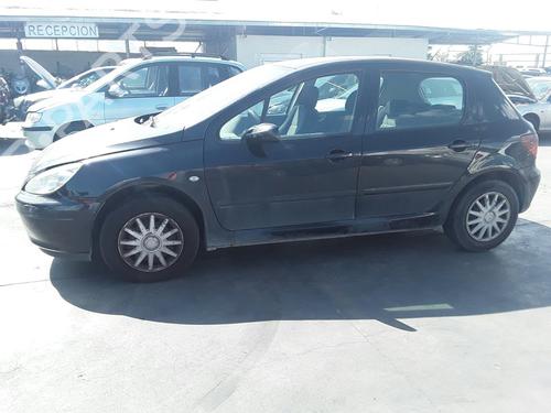 Fuse box PEUGEOT 307 (3A/C) 2.0 HDi 90 | BP13887768E1 