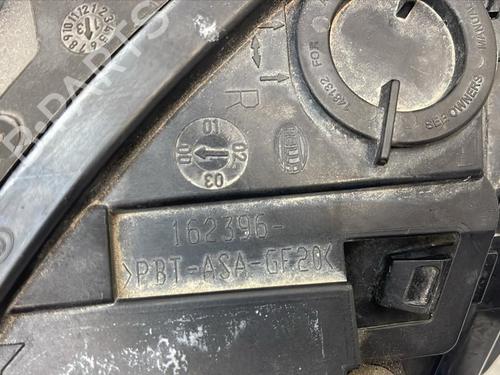 Right headlight BMW 5 (E60) 530 i | BP29810586C29 
