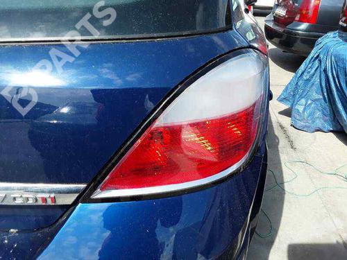Højre baglygte OPEL ASTRA H (A04) 1.7 CDTI (L48) (100 hp) 10999264