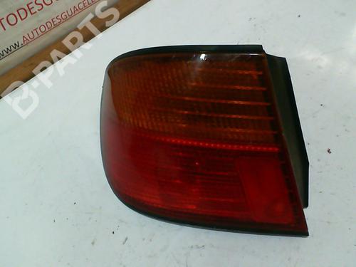 Used Left taillight NISSAN PRIMERA Hatchback (P11) 2.0 TD (90 hp) 11005419