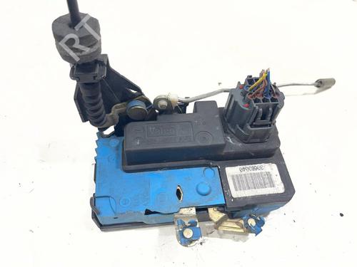 Używane Zamek drzwi przednich lewych VOLVO S80 I (184) 2.5 TDI (140 hp) 29313140