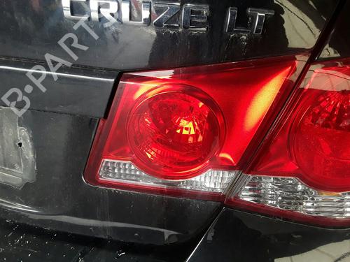 Used Right tailgate light CHEVROLET CRUZE (J300) 2.0 CDI (150 hp) 29903133