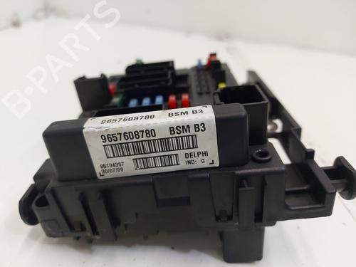 Used Fuse box CITROËN XSARA PICASSO (N68) 1.6 HDi (90 hp) 15054791