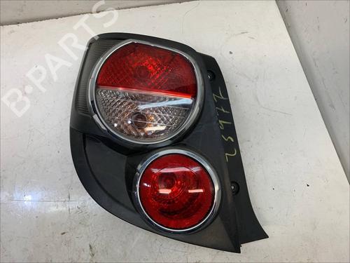 Used Left taillight CHEVROLET AVEO Hatchback (T300) 1.3 D (95 hp) 28195946