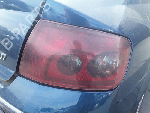 Used Right taillight PEUGEOT 407 (6D_) 2.0 (6DRFNB, 6DRFNE) (136 hp) 31044949