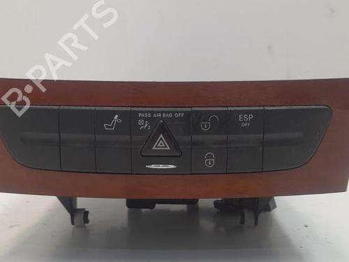Used Warning switch MERCEDES-BENZ E-CLASS (W211) E 280 CDI (211.020) (190 hp) 18743390