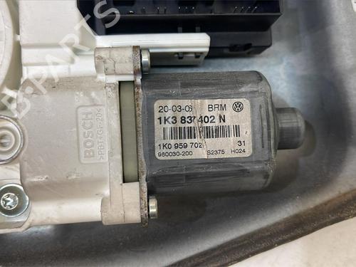Rudehejsemekanisme Højre foran VW GOLF V (1K1) | BP30295593C23