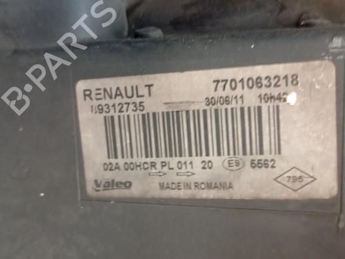 Left headlight RENAULT MEGANE II (BM0/1_, CM0/1_) 1.9 dCi | BP29502124C28 