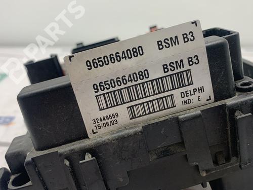 Fuse box PEUGEOT 307 Break (3E) 2.0 HDI 110 | BP11008950E1 