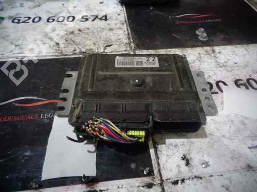 Used Engine control unit (ECU) NISSAN MICRA III (K12) 1.2 16V (80 hp) 10997764