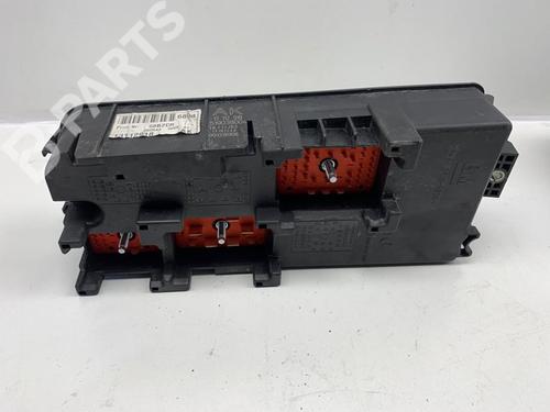 Used Fuse box Fuse box OPEL VECTRA C GTS (Z02) 2.2 DTI 16V (F68) (125 hp) 11187615 11187615