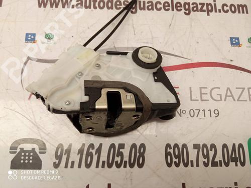 Used Front right lock TOYOTA YARIS (_P13_) [2010-2020]  11006897