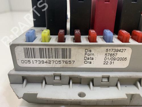 Fuse box LANCIA MUSA (350_) 1.9 D Multijet (350.AXC1A) | BP17226669E1 