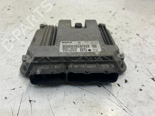 Used Engine control unit (ECU) TOYOTA YARIS (_P13_) [2010-2020]  10999981