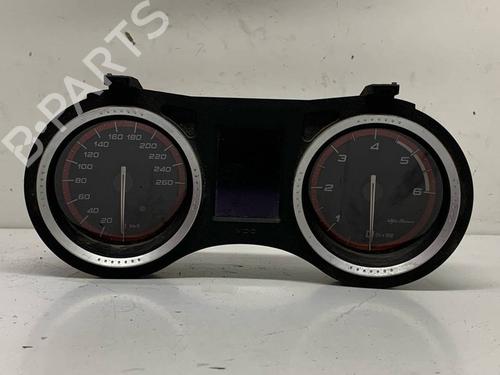 Used Instrument cluster Instrument cluster ALFA ROMEO 159 Sportwagon (939_) 2.0 JTDM (939BXP1B) (170 hp) 40021828 40021828