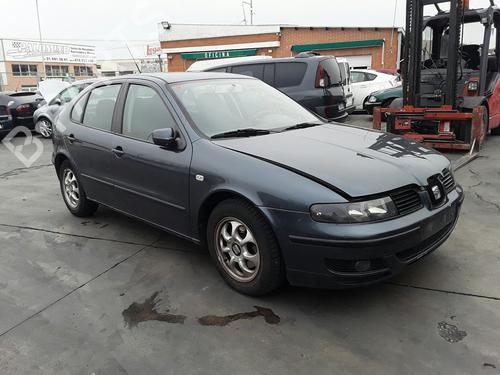 Left headlight SEAT LEON (1M1) 1.9 TDI | BP17027624C28 